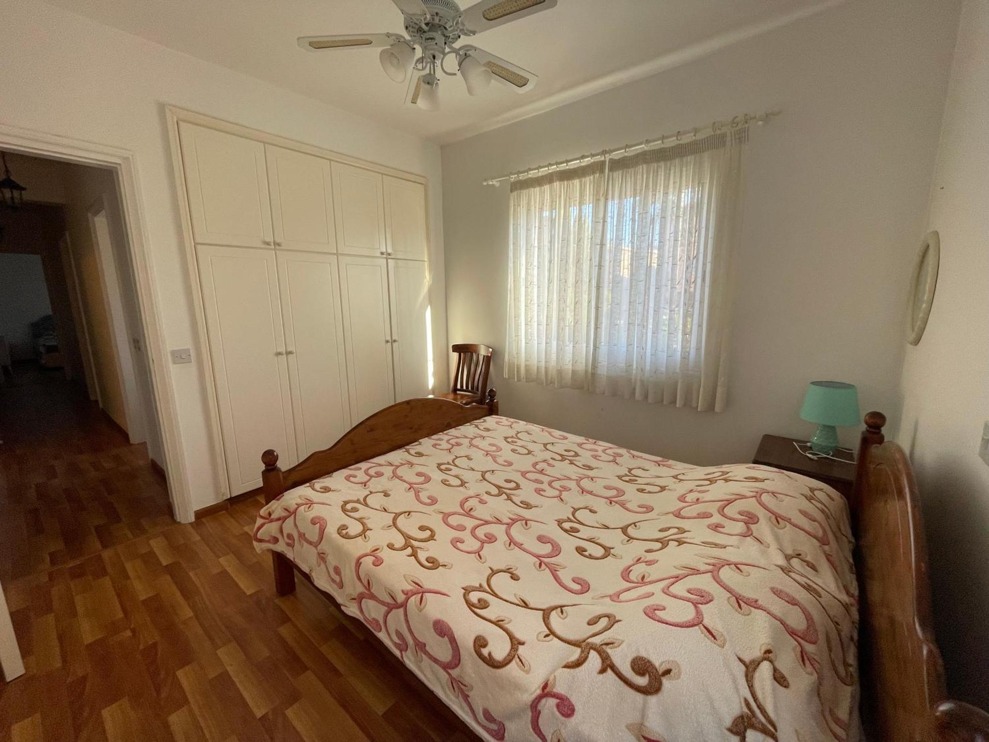 Limnaria Gardens Two Bedroom Apartment With Balcony 파포스 외부 사진