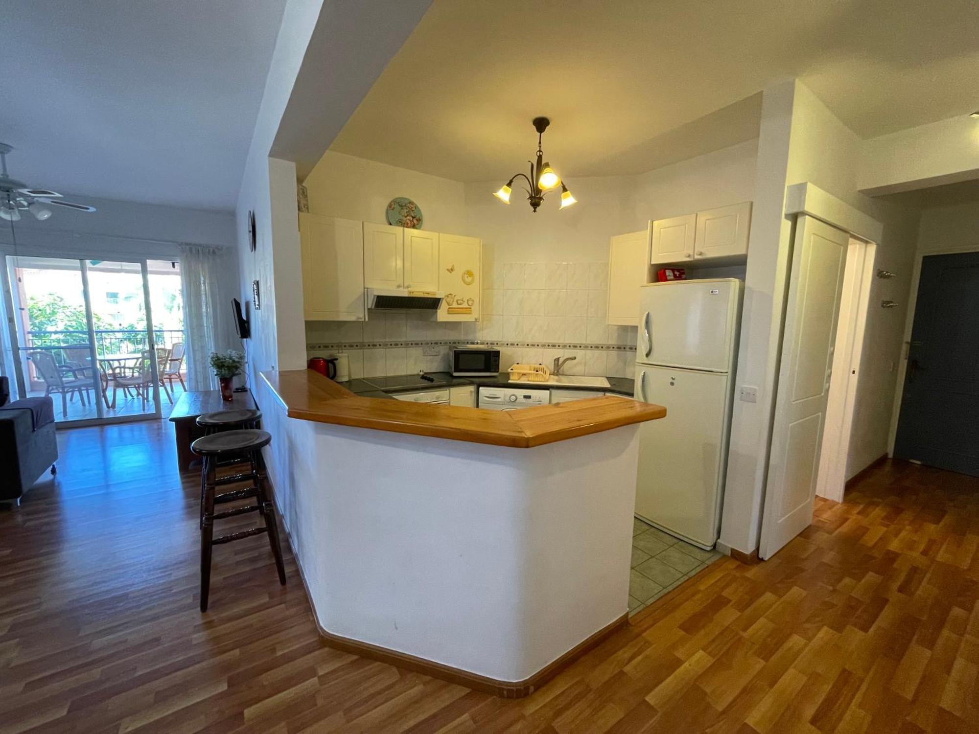 Limnaria Gardens Two Bedroom Apartment With Balcony 파포스 외부 사진