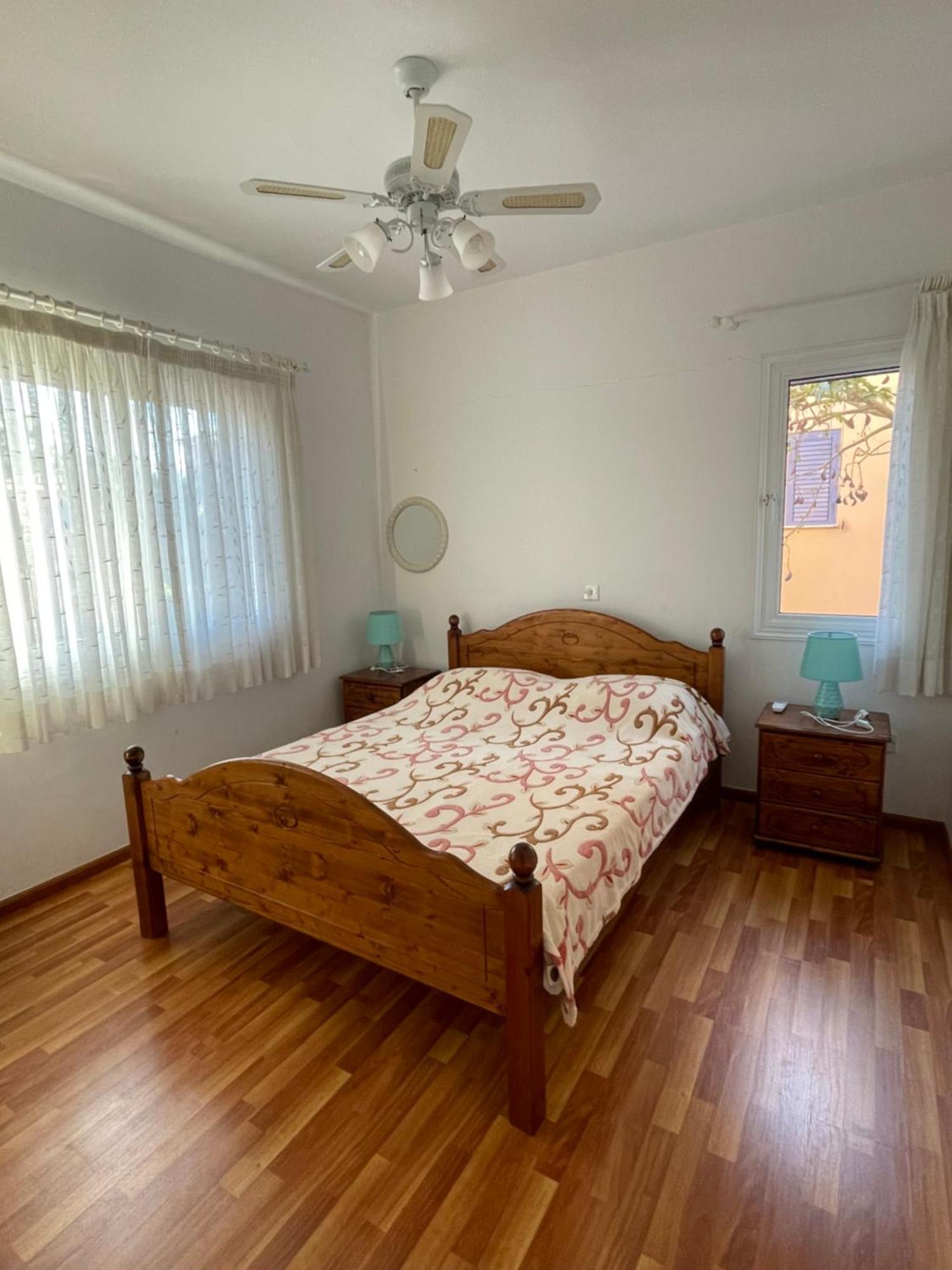 Limnaria Gardens Two Bedroom Apartment With Balcony 파포스 외부 사진